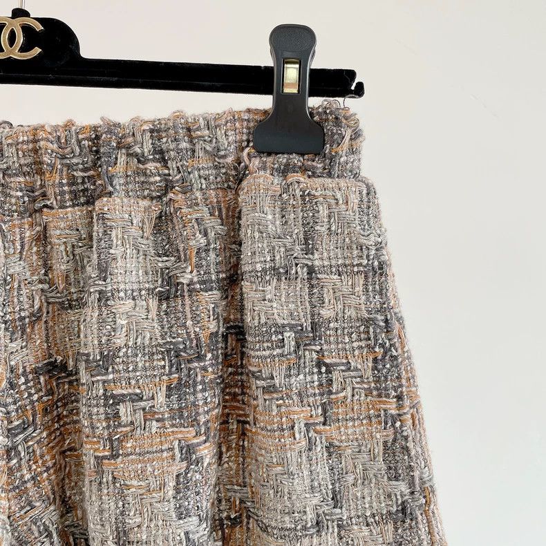 Chanel CHANEL Greek Series Woven Tweed Shorts- DMC Size US 28 / EU 44 - 3 Thumbnail