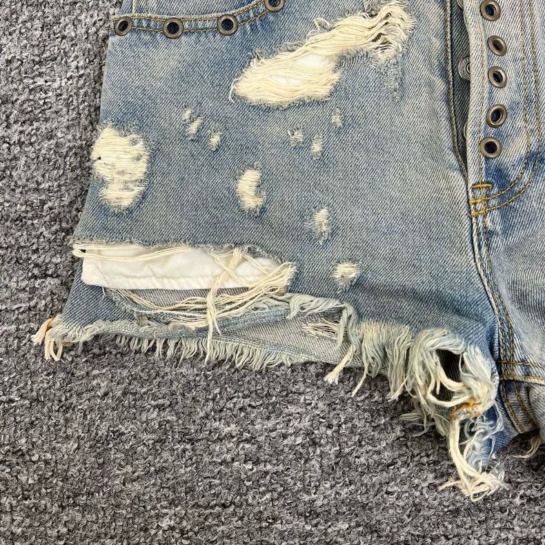 Gucci Gucci Distressed Denim Shorts with Metal Details- DMC Size US 31 - 5 Thumbnail