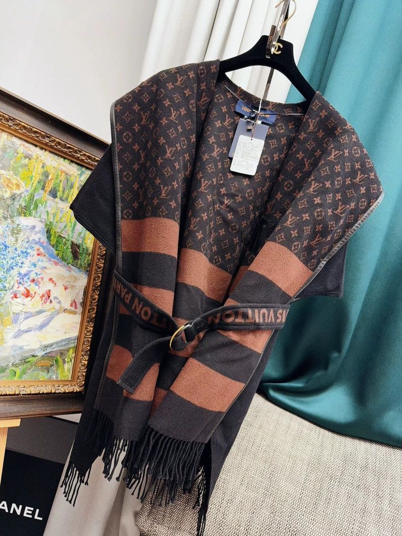 Louis Vuitton Louis Vuitton Brown Black Hooded Cape Coat- DMC Size US S / EU 44-46 / 1 - 7 Thumbnail