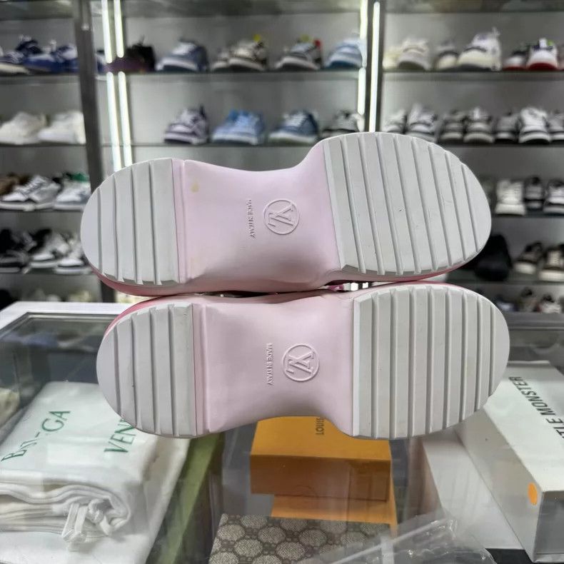 Louis Vuitton LOUIS VUITTON LV ARCHLIGHT Dad Sneakers Size US 10 / EU 43 - 7 Thumbnail