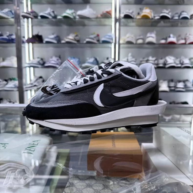 Sacai NIKE SACAI Ldwaffle Black and White Sneakers Size US 8 / IT 38 - 3 Thumbnail