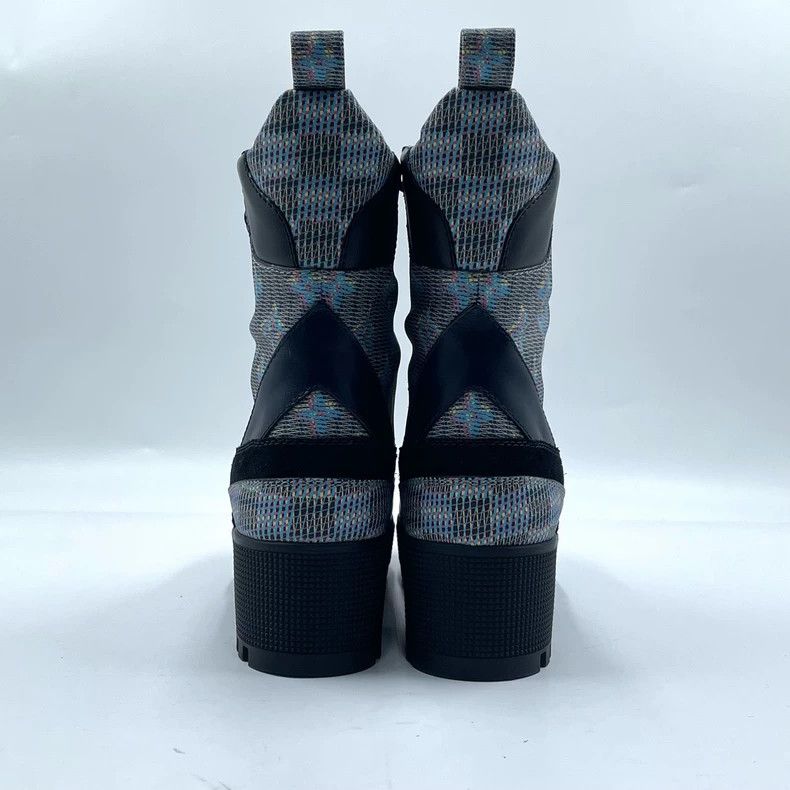 Louis Vuitton Louis Vuitton Black Leather Ankle Boots 36.5 Size US 6 / IT 36 - 4 Thumbnail
