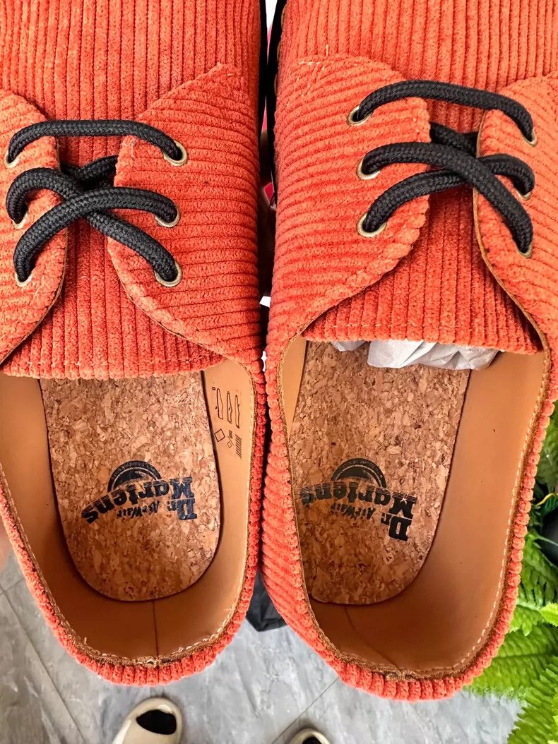 Dr. Martens Dr Martens Orange Low-Top Corduroy Shoes Size US 10 / EU 43 - 4 Thumbnail
