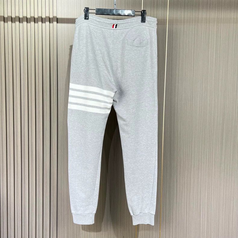 Thom Browne Thom Browne Gray Striped Knit Pants Size 2 Size US 26 / EU 42 - 2 Thumbnail