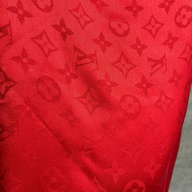Louis Vuitton Louis Vuitton Red Fringed Shawl Size US M / EU 48-50 / 2 - 2 Thumbnail
