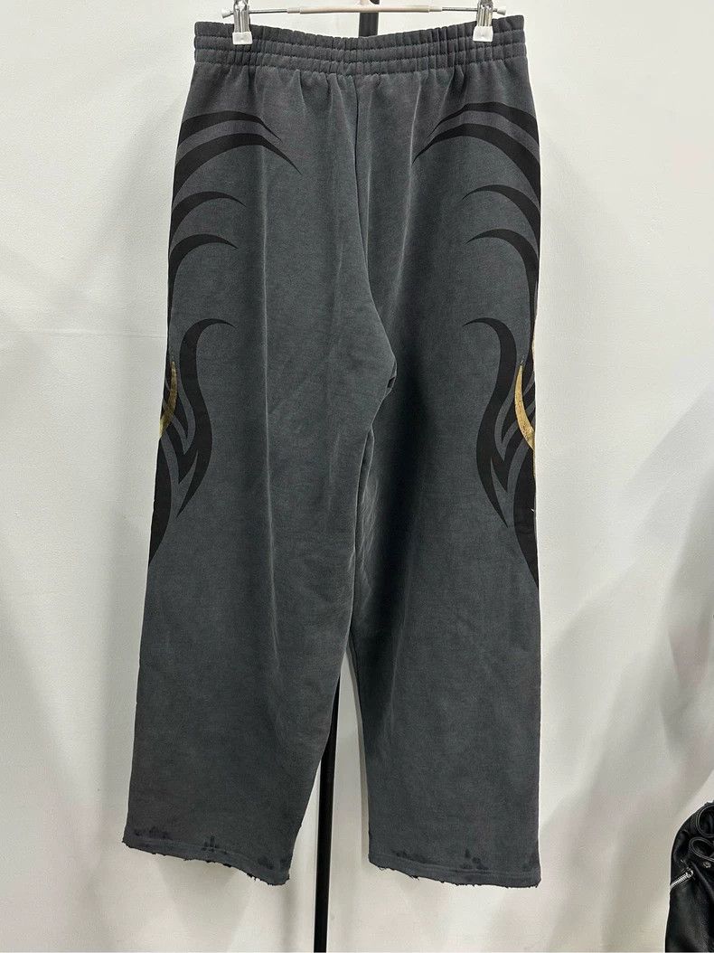 Balenciaga Balenciaga Dragon Pattern Sports Pants-yf Size US 26 / EU 42 - 2 Thumbnail