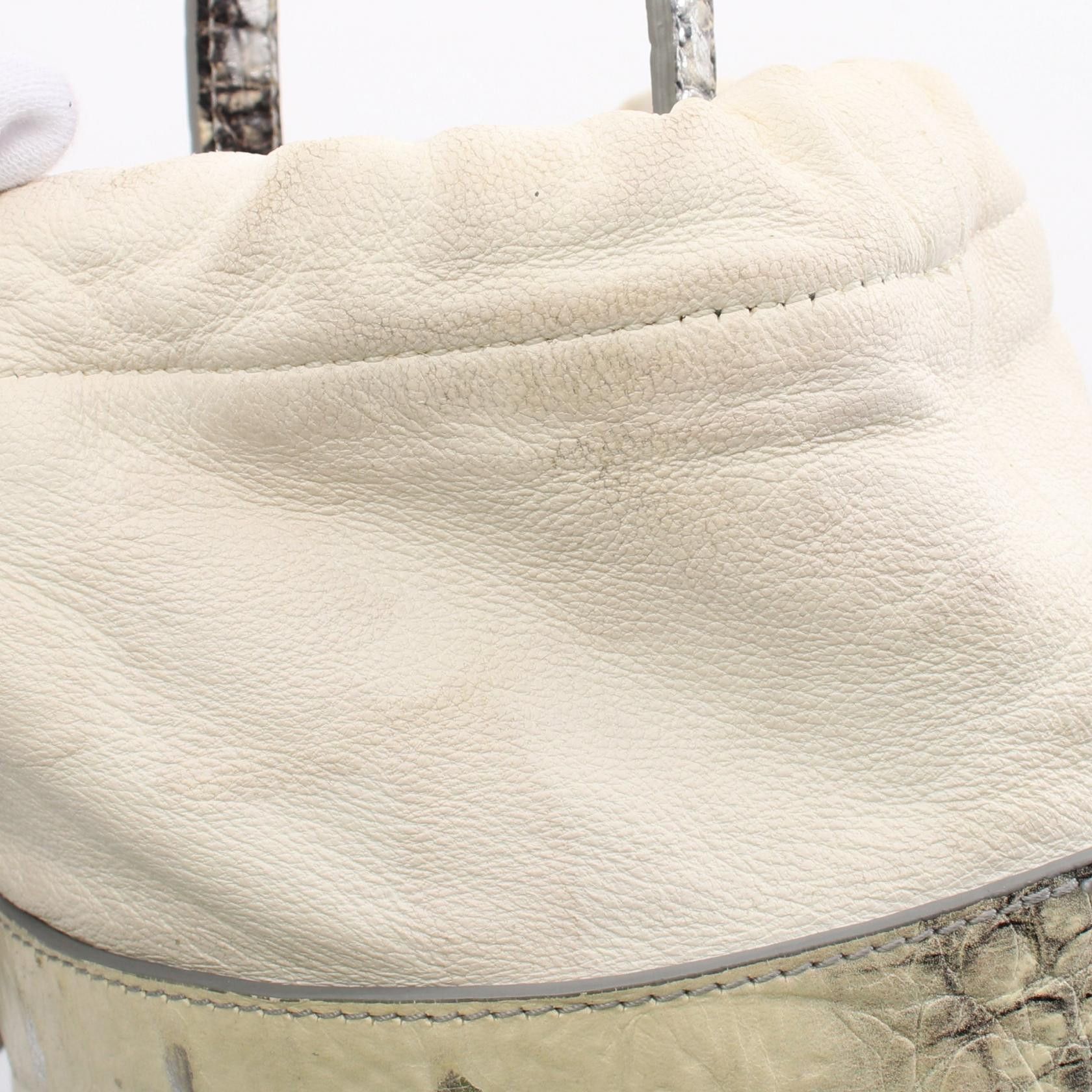 Maison Margiela Maison Martin Margiela Maison Margiela 5AC BUCKET BAG Leather Handbag Leather Handbag S61WG0035 Size ONE SIZE - 5 Thumbnail