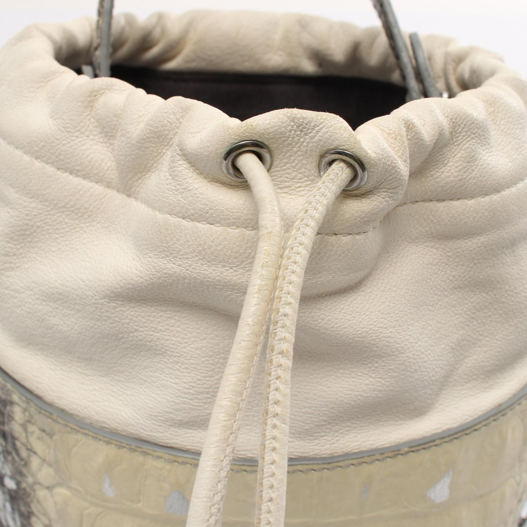 Maison Margiela Maison Martin Margiela Maison Margiela 5AC BUCKET BAG Leather Handbag Leather Handbag S61WG0035 Size ONE SIZE - 6 Thumbnail