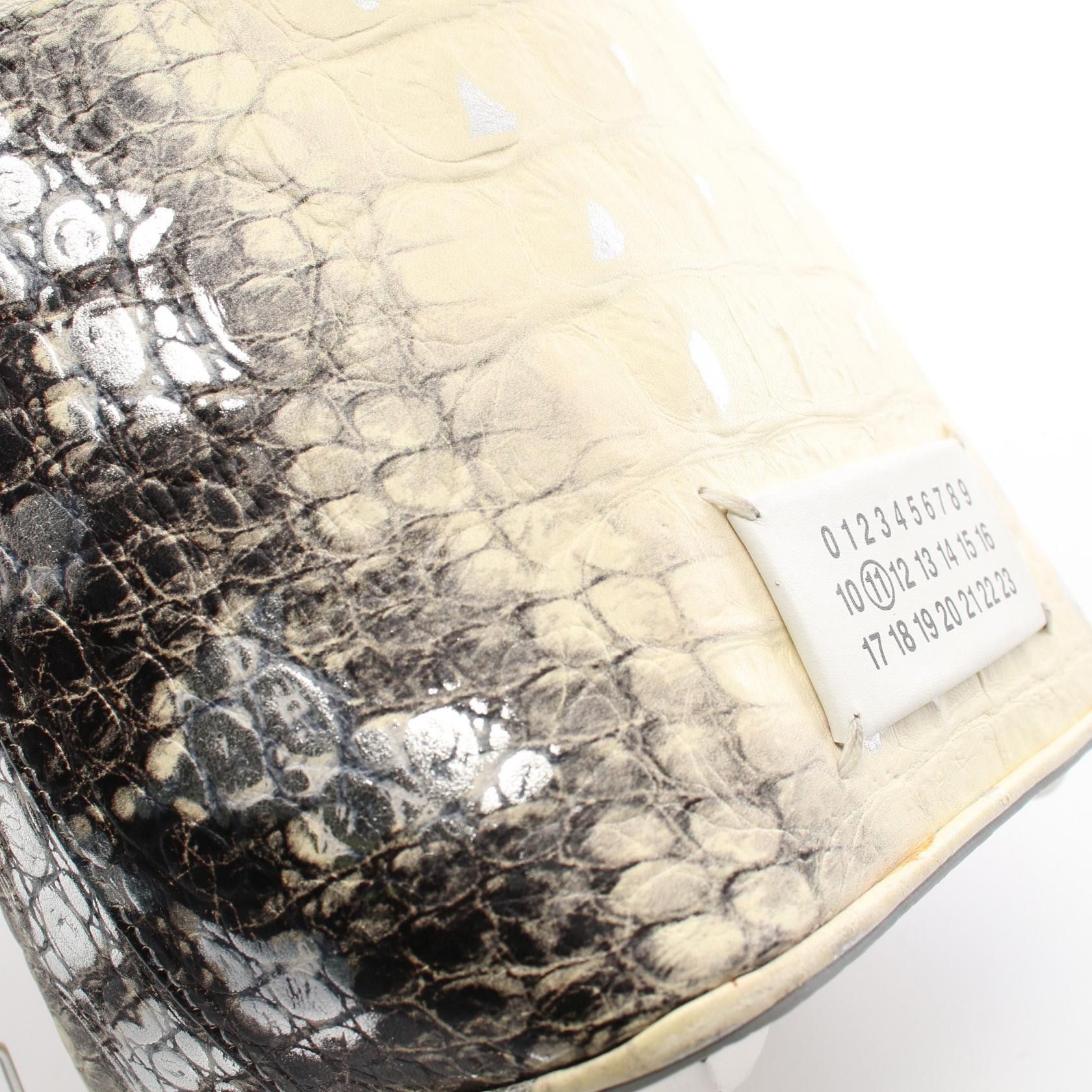 Maison Margiela Maison Martin Margiela Maison Margiela 5AC BUCKET BAG Leather Handbag Leather Handbag S61WG0035 Size ONE SIZE - 10 Thumbnail