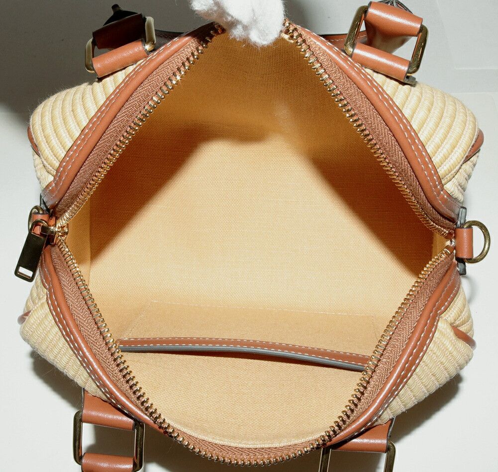 Celine Celine Celine Triomphe Cuir 2way bag Natural Material Shoulder Bag 113772FNE.02NT Size ONE SIZE - 4 Thumbnail