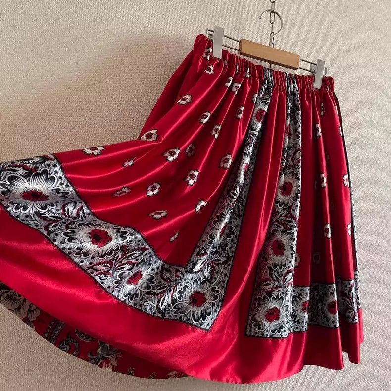 Comme des Garcons Red Floral Design Long Skirt- DMC Size US 34 / EU 50 - 4 Thumbnail