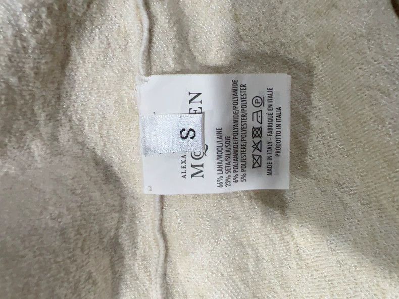 Alexander McQueen Alexander McQueen Dress Size S Beautiful Design- DMC Size 34" / US 12 / IT 48 - 3 Thumbnail
