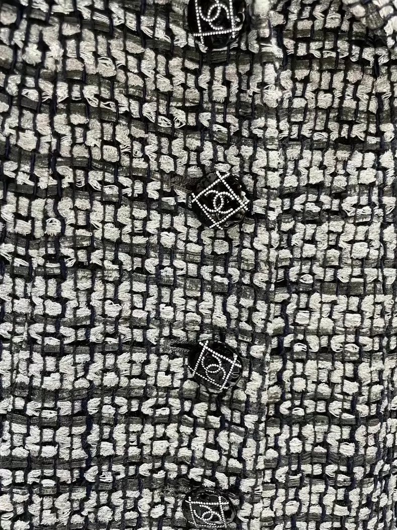 Chanel Chanel Short Sleeve Tweed Jacket- DMC Size ONE SIZE - 3 Thumbnail