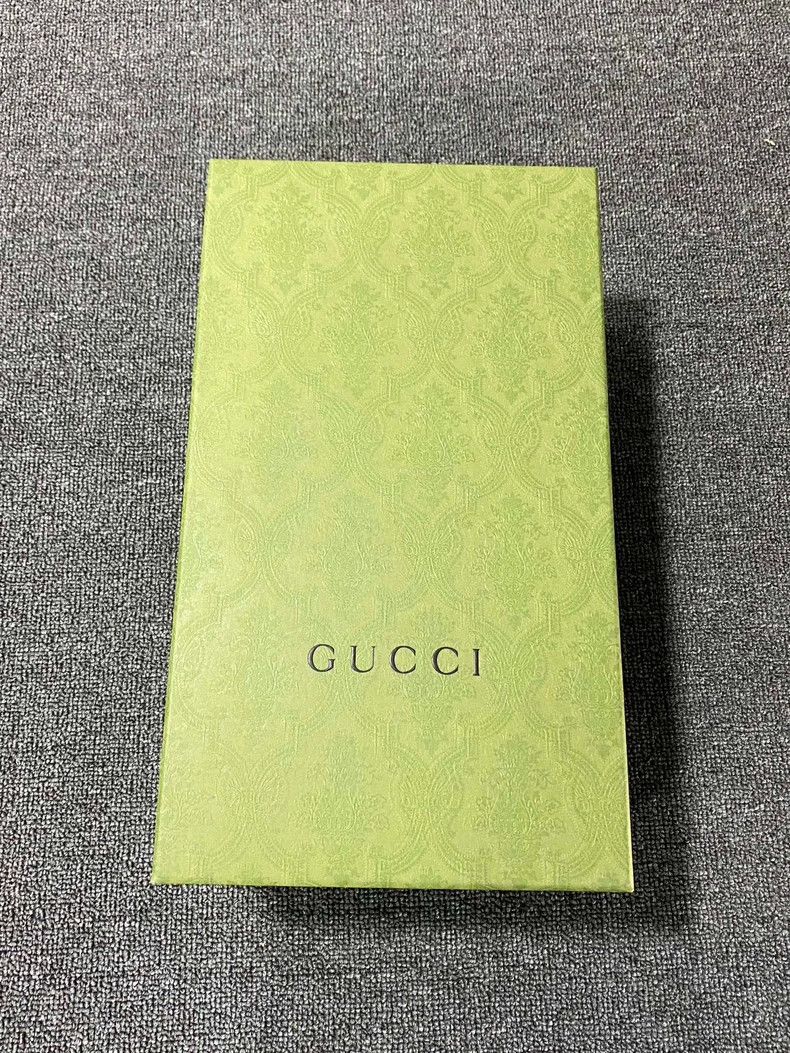 Gucci Black and White Printed Sneakers by Gucci Size US 8 / IT 38 - 8 Thumbnail