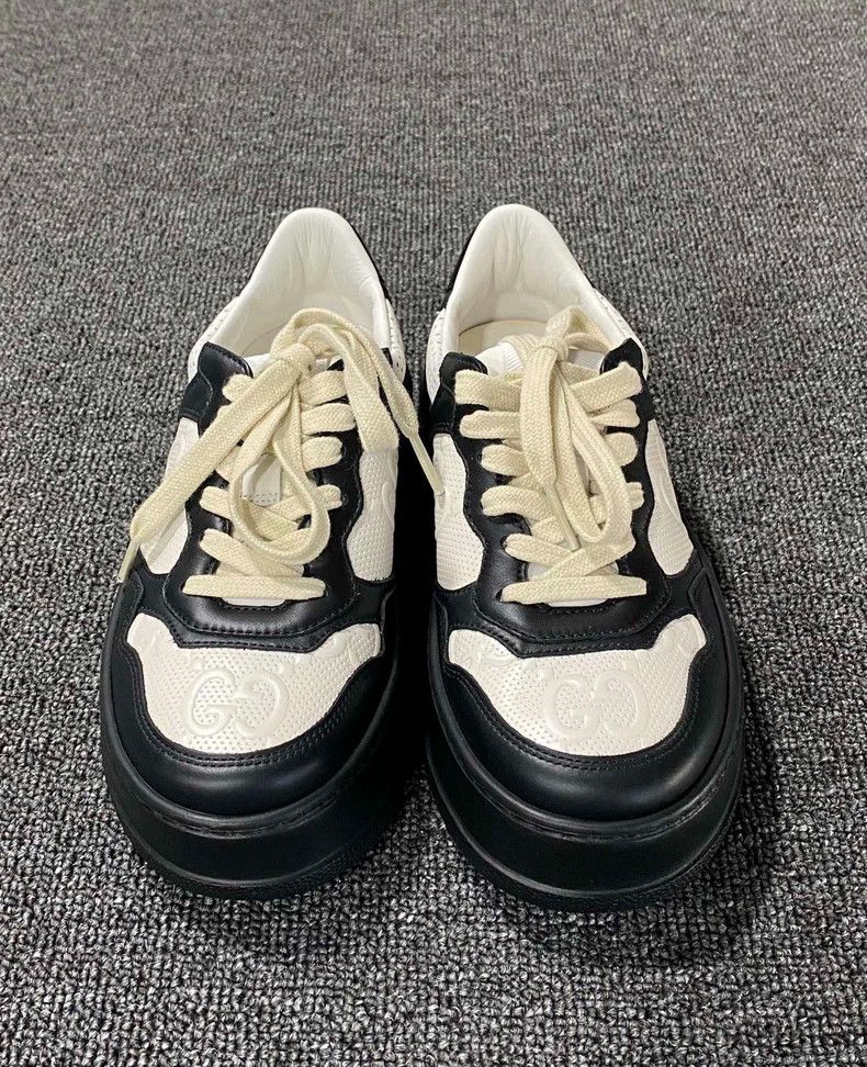 Gucci Black and White Printed Sneakers by Gucci Size US 8 / IT 38 - 4 Thumbnail