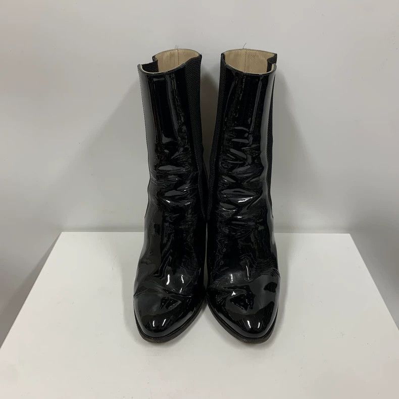 Chanel Chanel Patent Leather Short Boots Size 35.5 Size US 5 / IT 35 - 2 Thumbnail