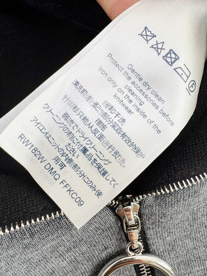 Louis Vuitton Louis Vuitton Gray Cape Poncho New M Size Size M / US 6-8 / IT 42-44 - 5 Thumbnail