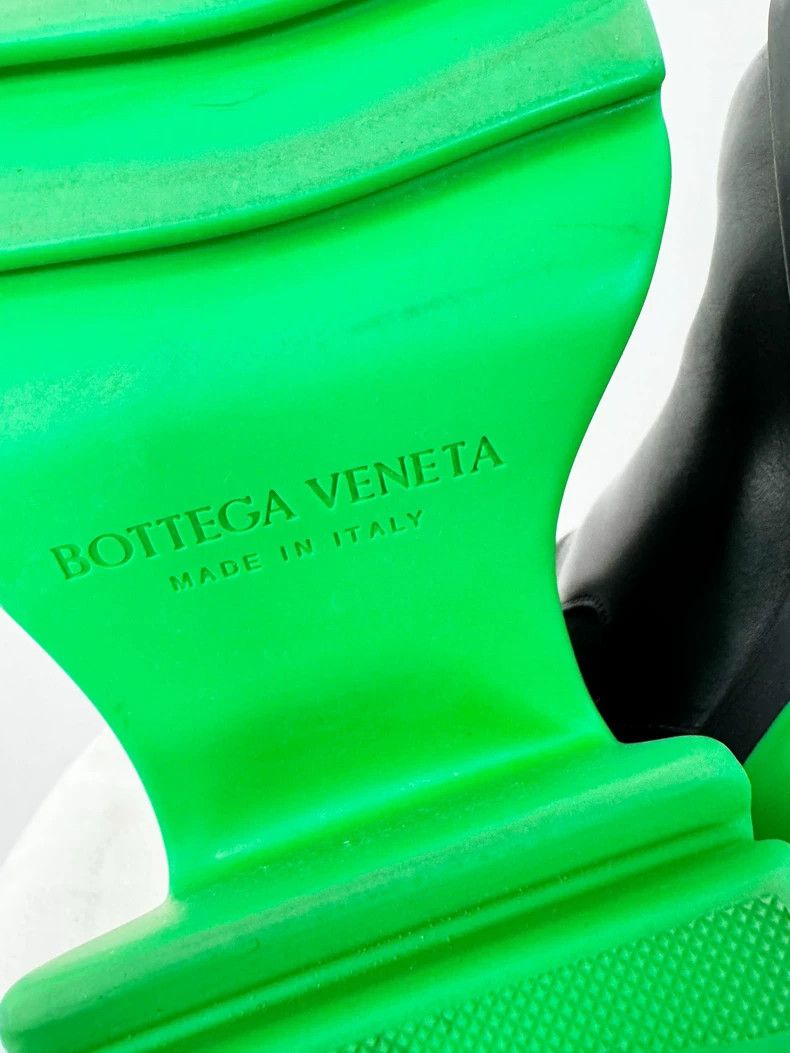 Bottega Veneta Bottega Veneta Black and Green Boots Size 35.5 Size US 6 / IT 36 - 7 Thumbnail