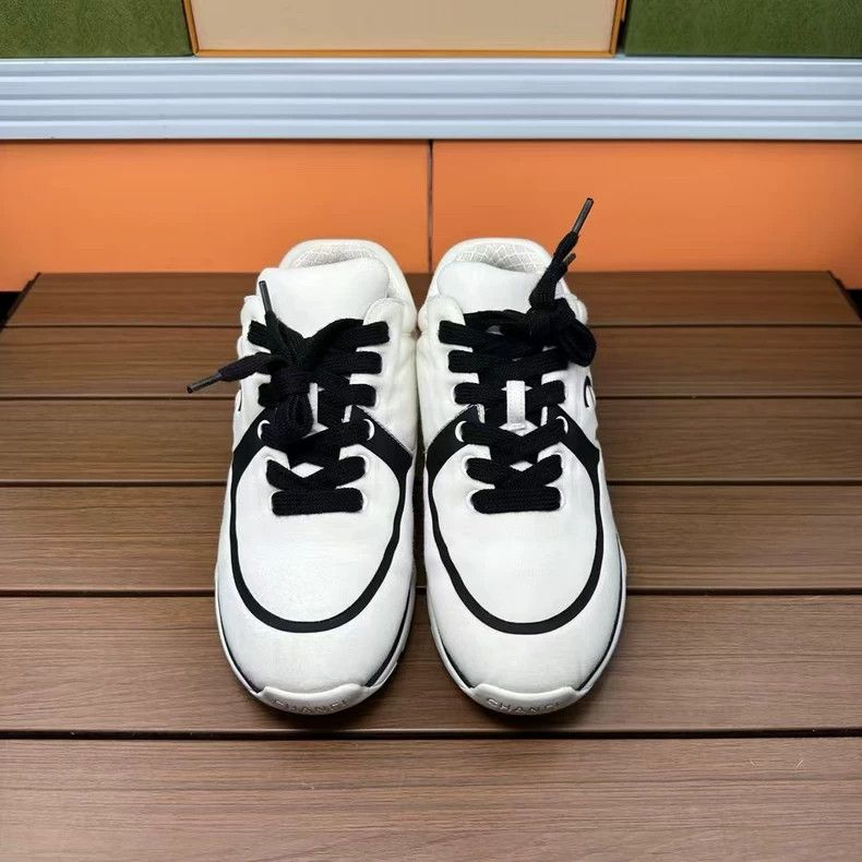 Chanel Chanel Black and White Casual Sneakers Size US 7 / IT 37 - 3 Thumbnail
