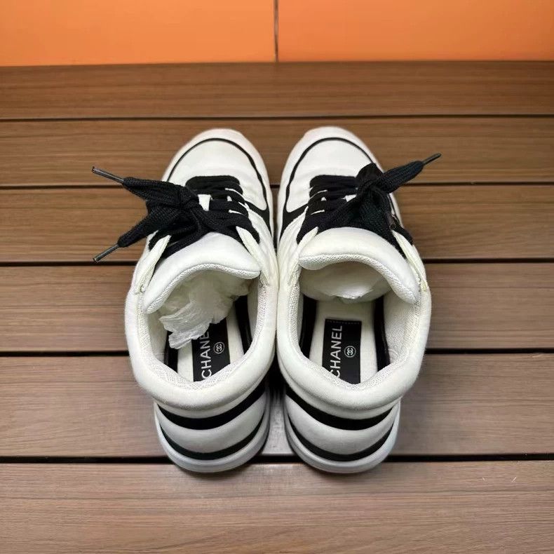 Chanel Chanel Black and White Casual Sneakers Size US 7 / IT 37 - 4 Thumbnail