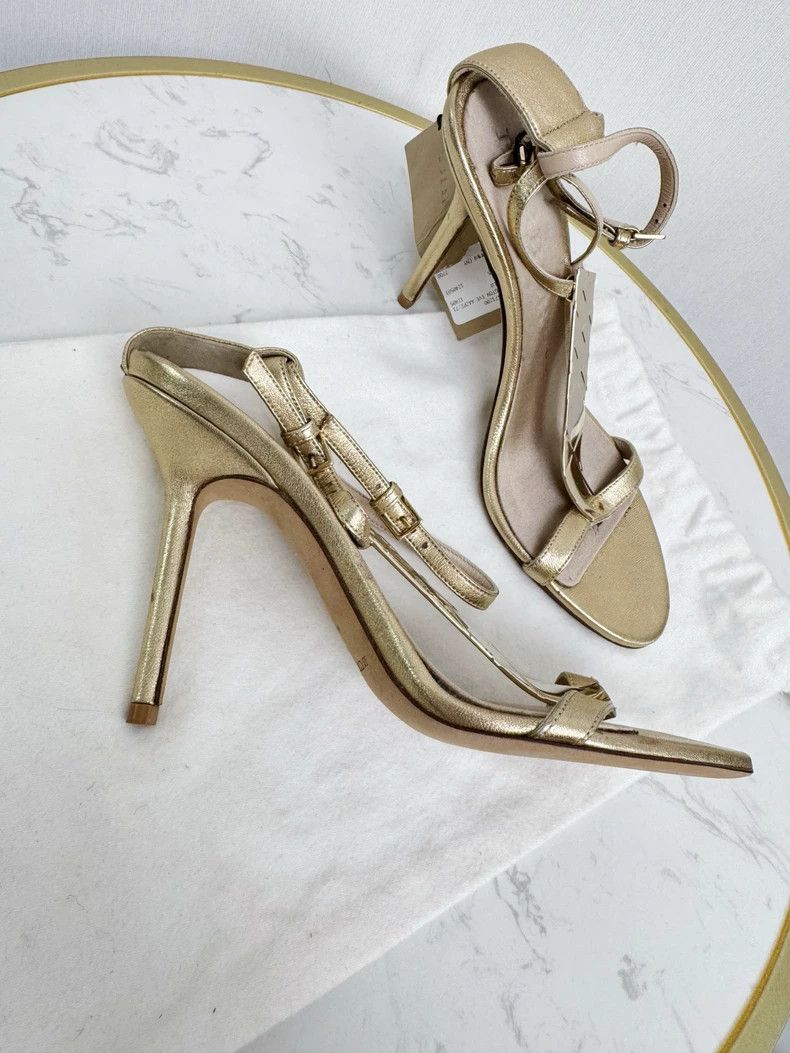 Burberry Burberry Gold Sandals Size 37 New Condition Size US 7 / IT 37 - 3 Thumbnail