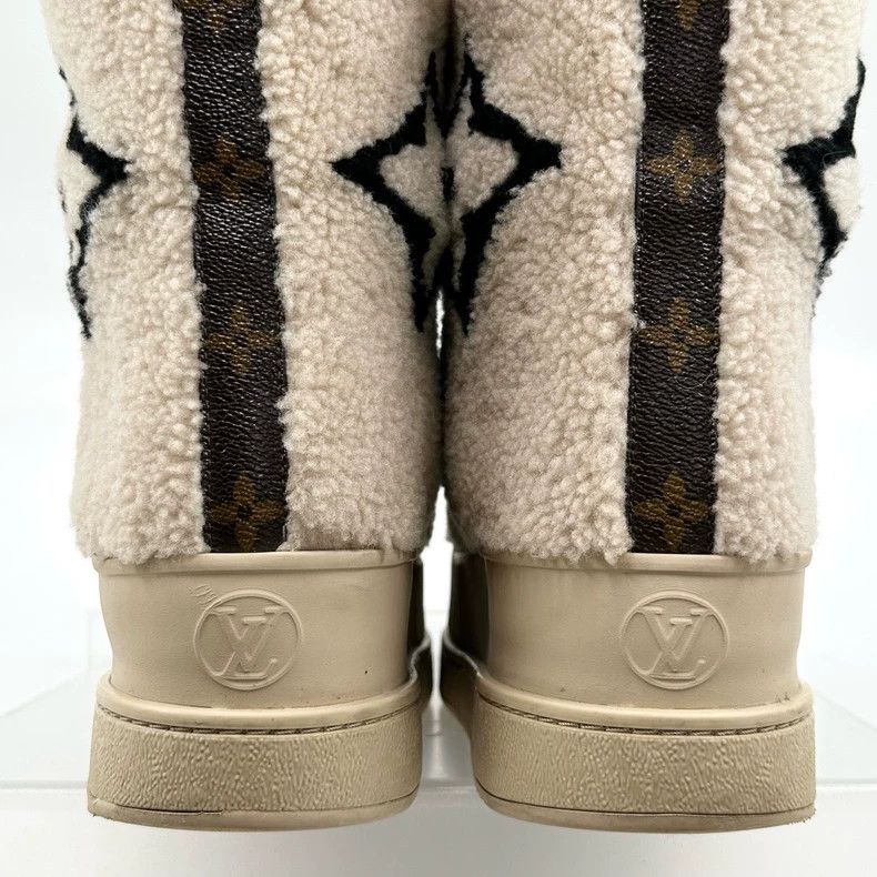 Louis Vuitton Louis Vuitton Shearling Short Boots Size 38 Size US 8 / IT 38 - 4 Thumbnail