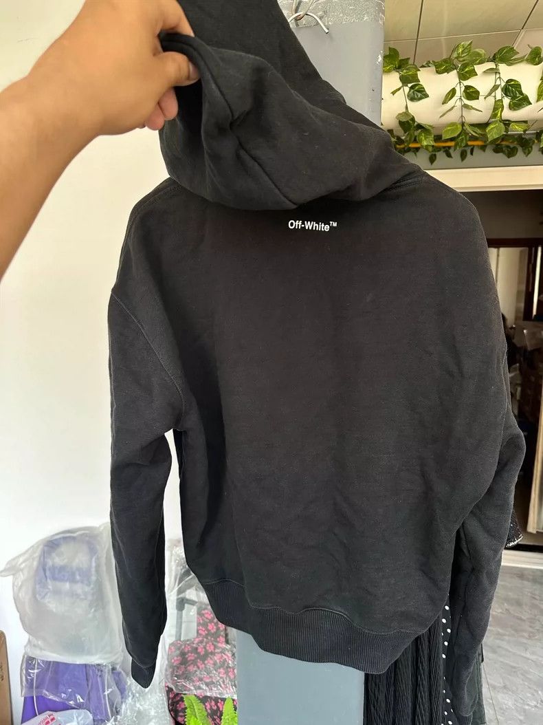 Off-White Off White Black Hoodie with Small Logo Size US S / EU 44-46 / 1 - 4 Thumbnail