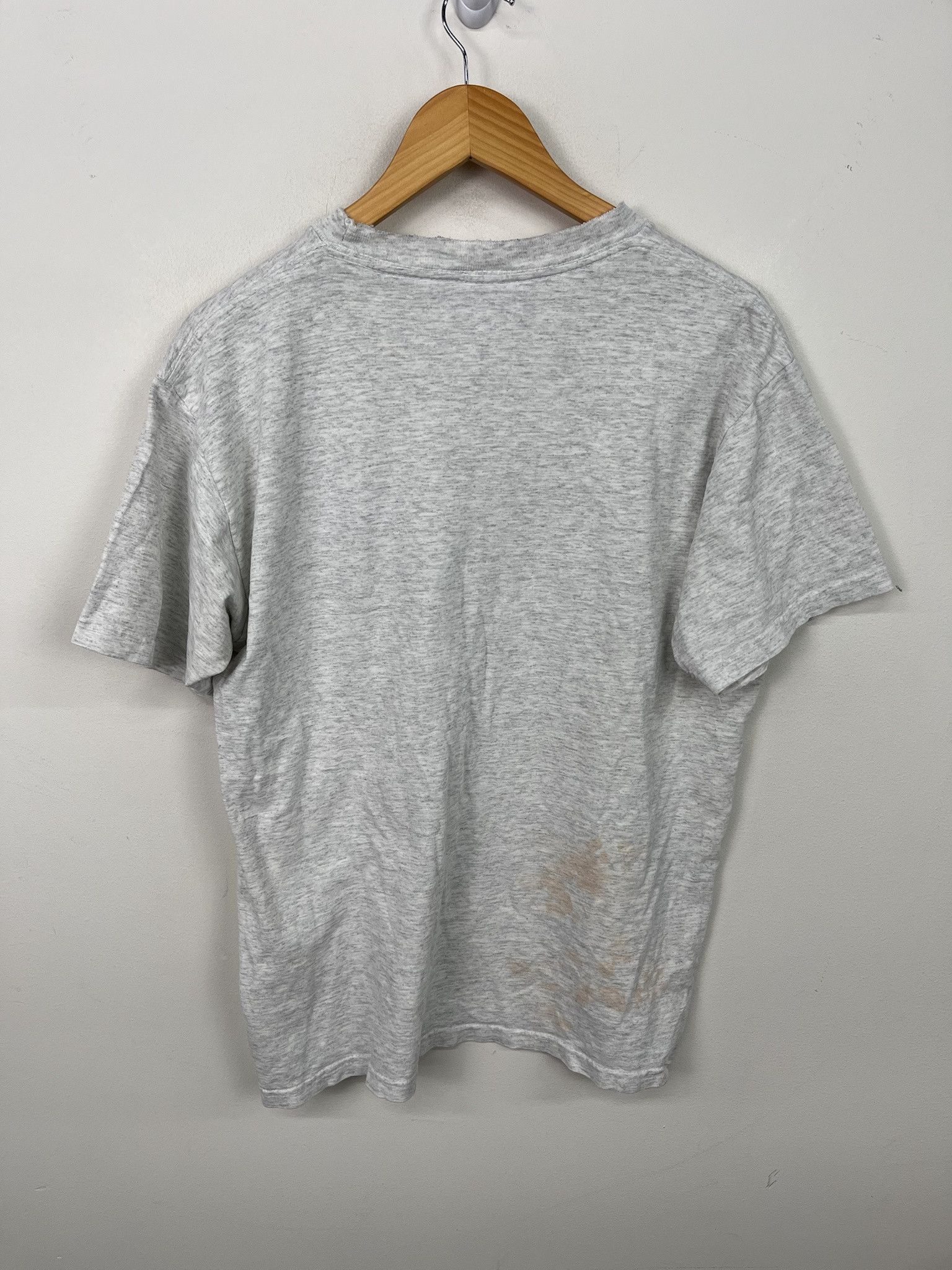 Vintage Vintage 90s North Carolina UNC Tar Heels Tee Shirt Size L Size US L / EU 52-54 / 3 - 4 Thumbnail