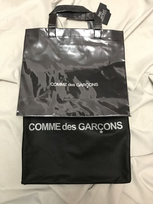 Comme des best sale garcons vinyl tote