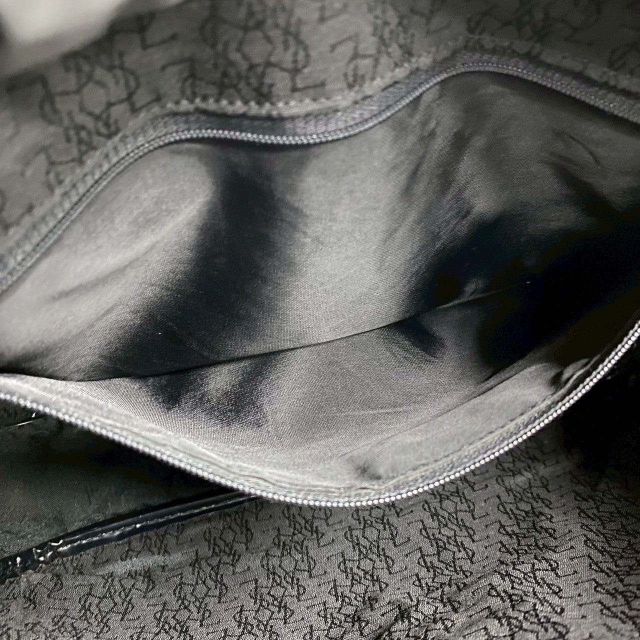 Yves Saint Laurent Yves Saint Laurent Shoulder Bag Black Leather Size ONE SIZE - 7 Thumbnail