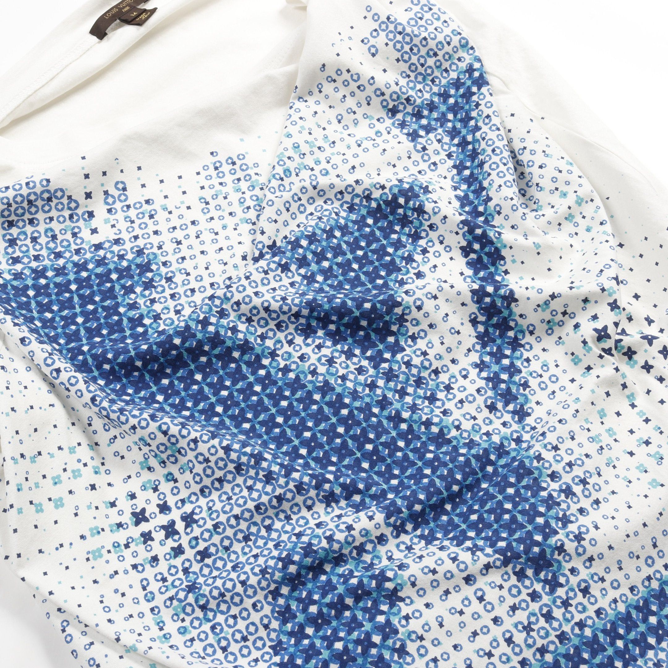 Louis Vuitton Louis Vuitton T-Shirt Lv Logo Asymmetry Cotton White Blue Size ONE SIZE - 10 Thumbnail