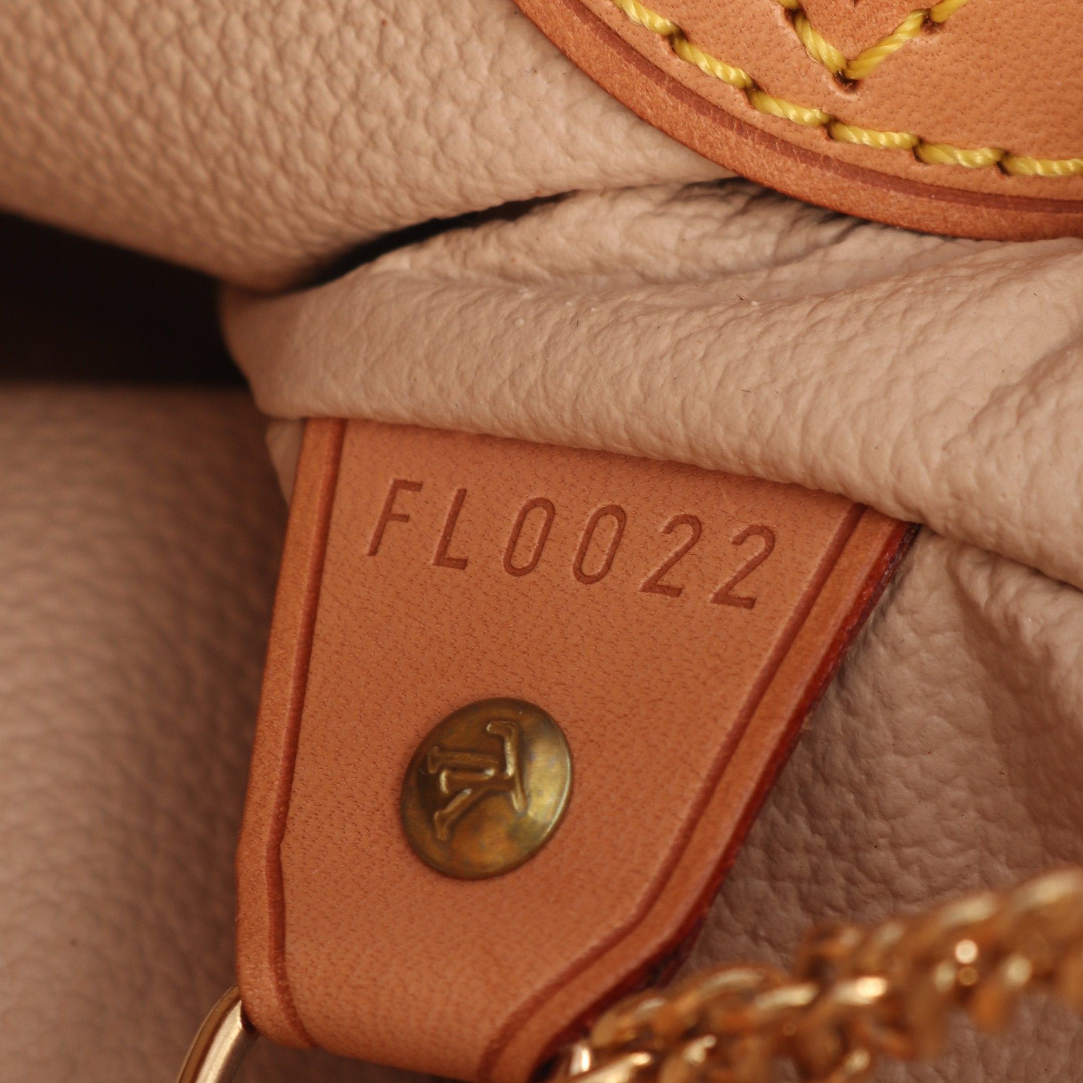 Louis Vuitton Louis Vuitton Bucket Pm Monogram Handbag Leather Brown Size ONE SIZE - 5 Thumbnail