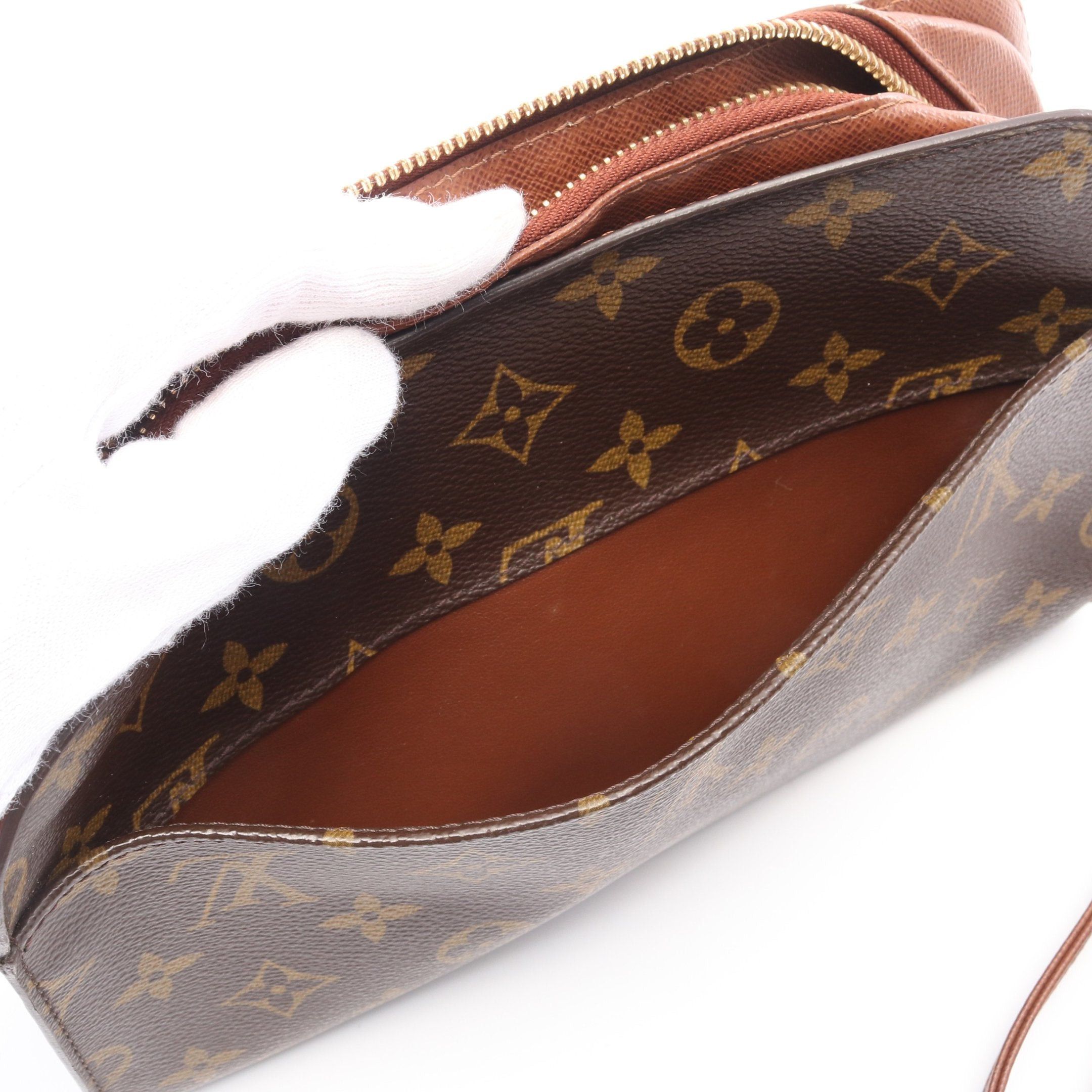 Louis Vuitton Louis Vuitton Orsay Monogram Clutch Bag Second Leather Brown Size ONE SIZE - 4 Thumbnail