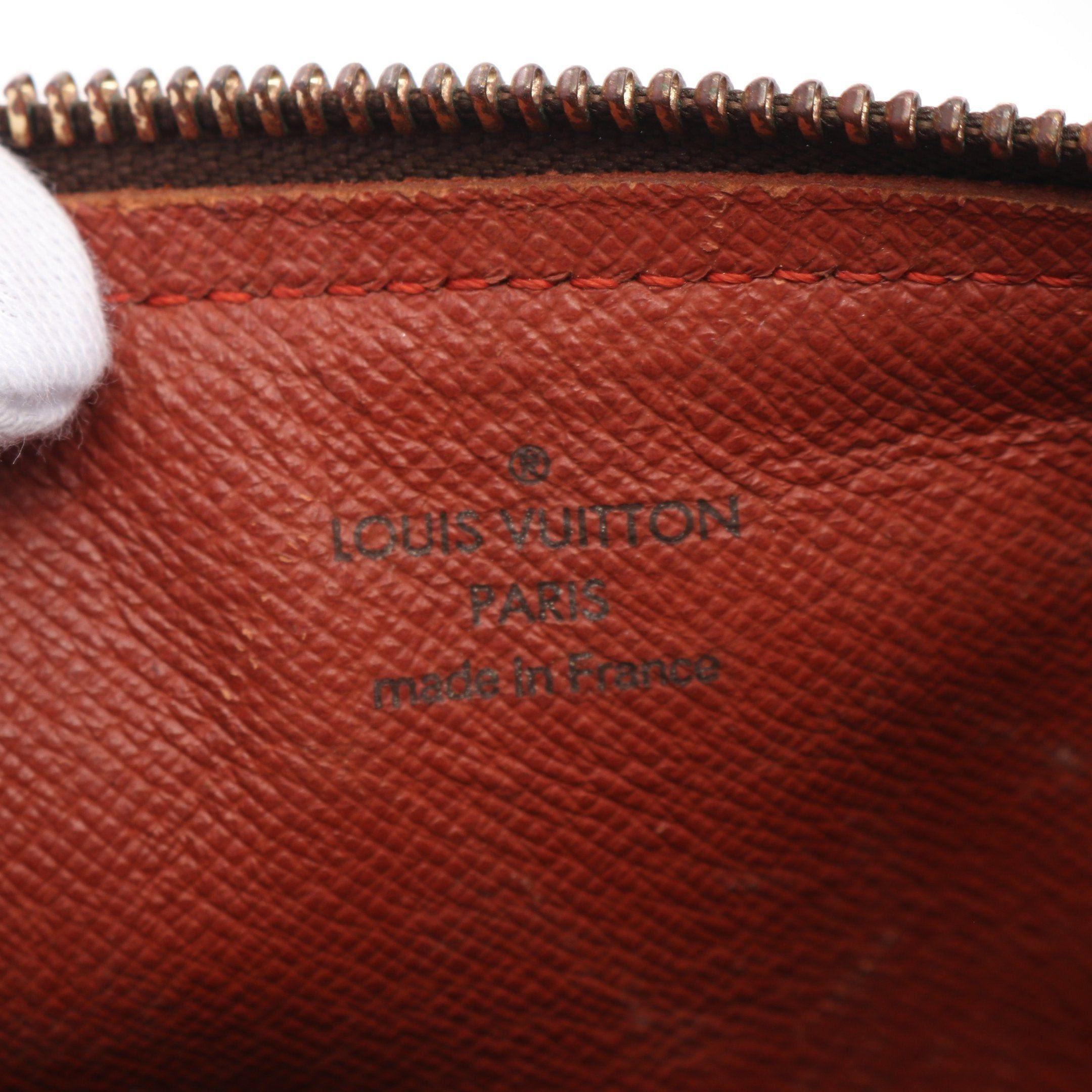 Louis Vuitton Louis Vuitton Papillon 26 Damier Ebene Handbag Leather Brown Size ONE SIZE - 4 Thumbnail