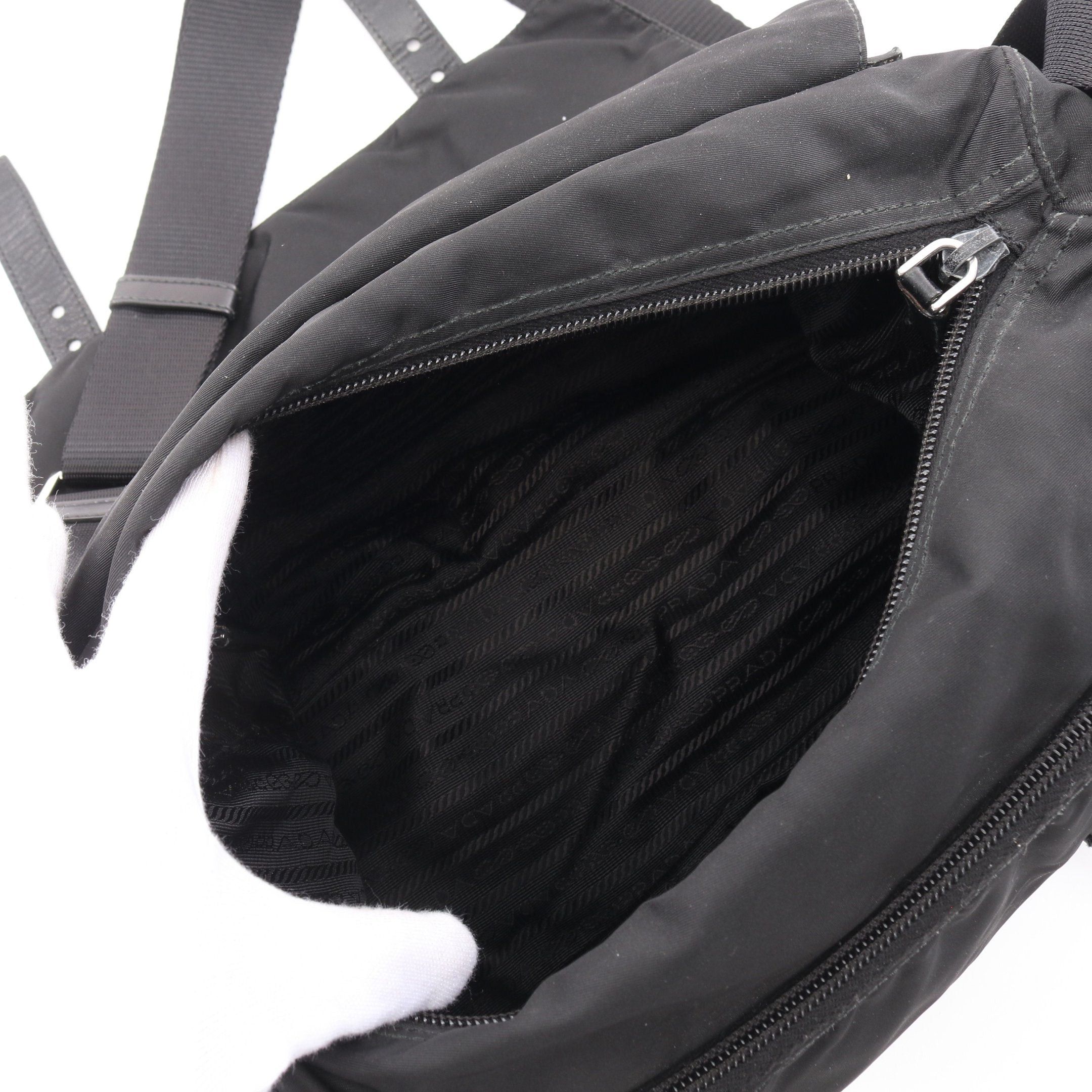 Prada Prada Vela Sport Messenger Bag Shoulder Nylon Leather Black Size ONE SIZE - 3 Thumbnail