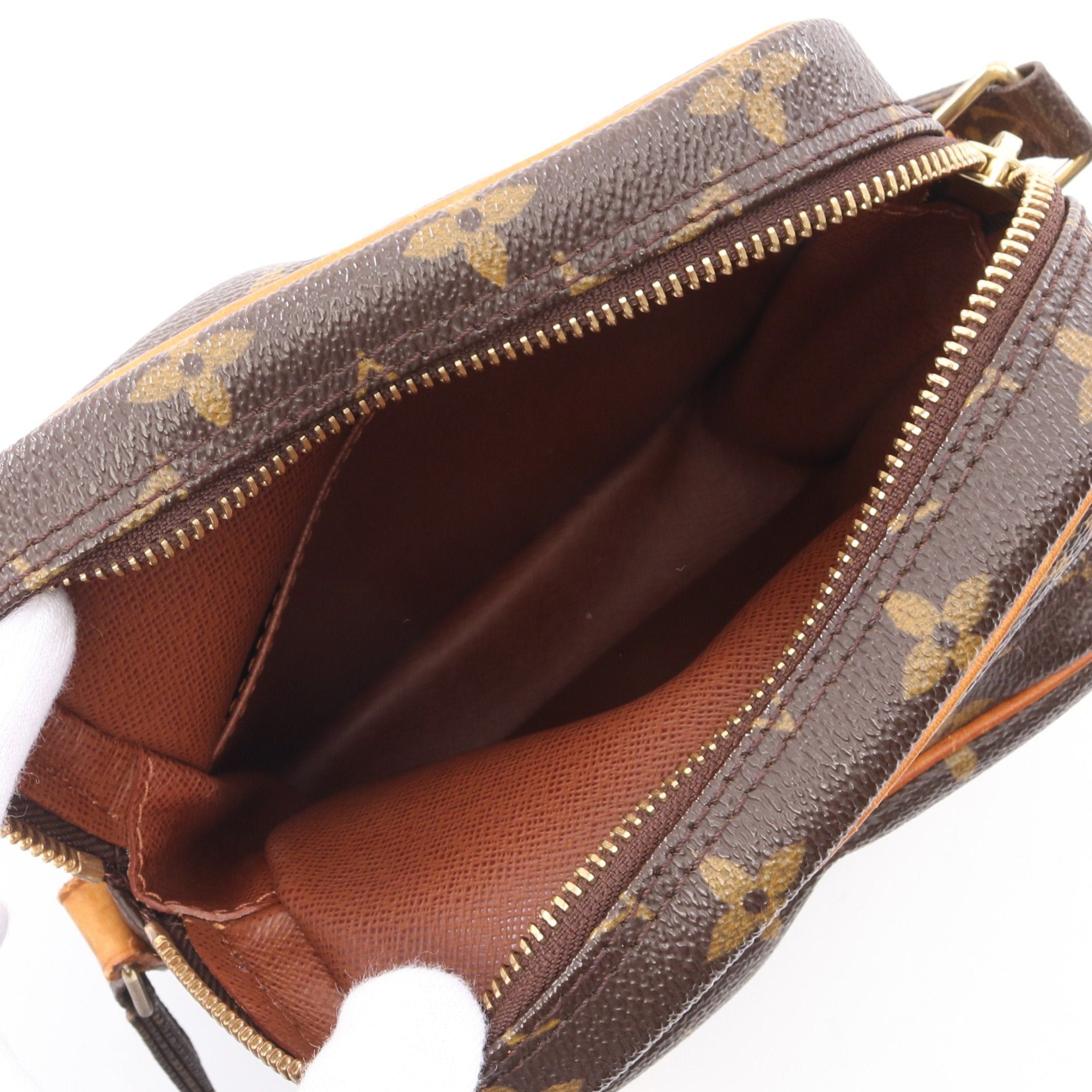 Louis Vuitton Louis Vuitton Amazon Monogram Shoulder Bag Leather Brown Size ONE SIZE - 3 Thumbnail