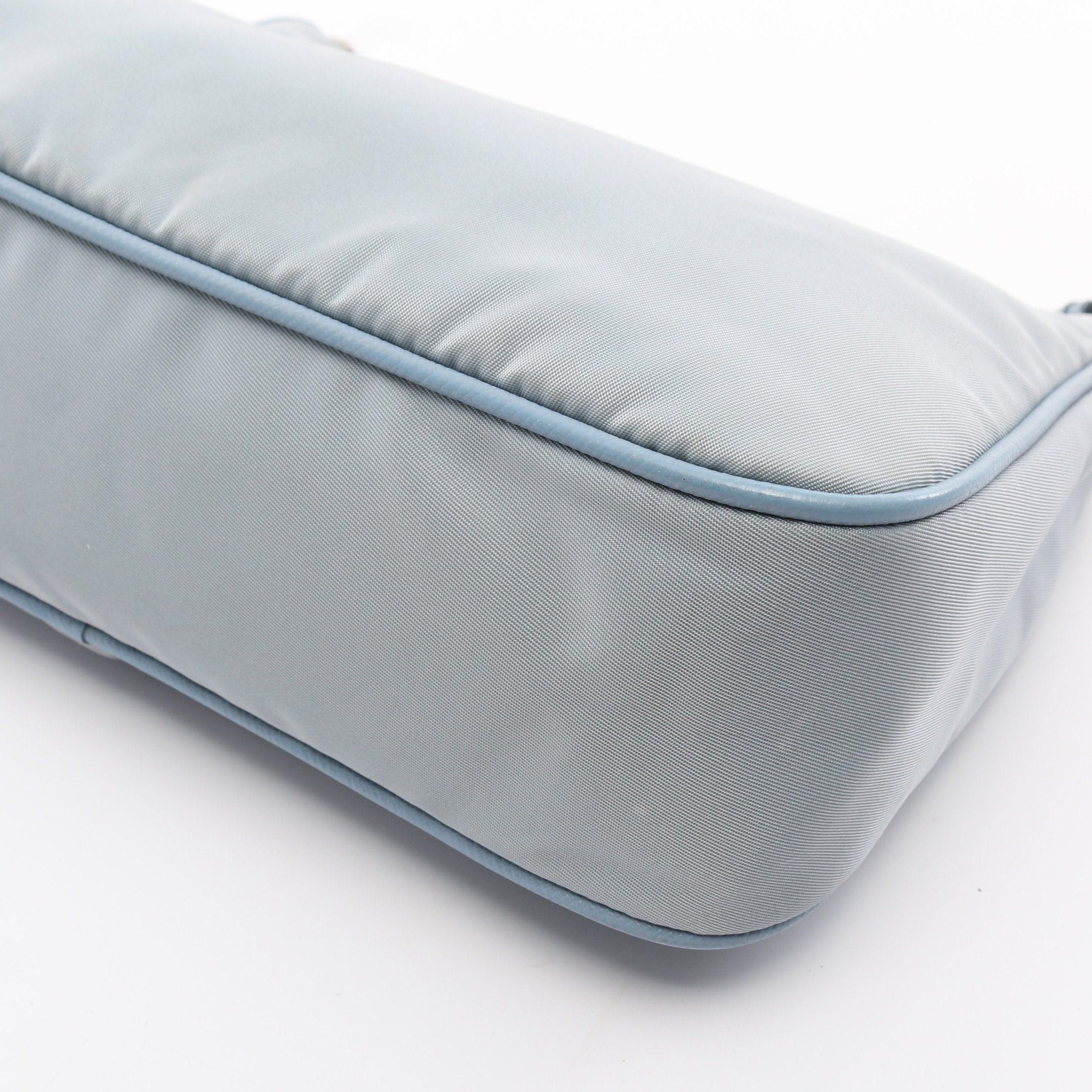 Prada Prada Re-Edition 2005 Re-Nylon Chain Shoulder Bag Nylon Saffiano Leather Light Blue Size ONE SIZE - 9 Thumbnail