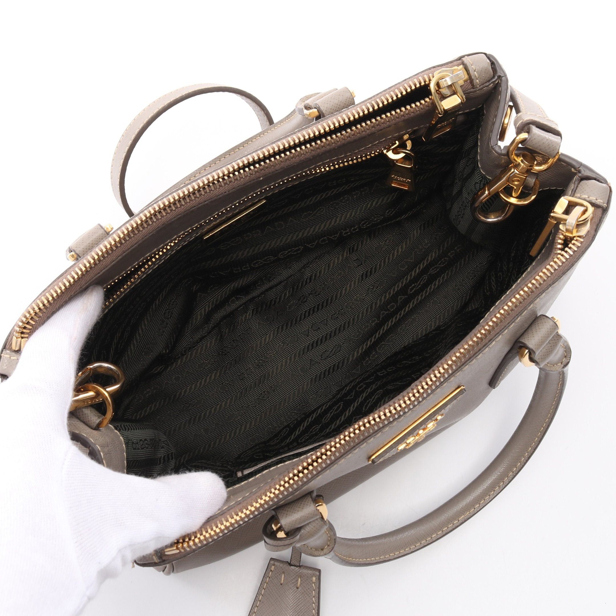 Prada Prada Saffiano Lux Galleria Handbag Leather Gray Beige Size ONE SIZE - 3 Thumbnail