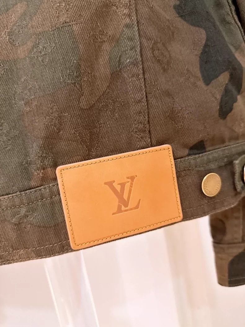 Louis Vuitton Louis Vuitton x Supreme Camo Denim Jacket-dmc Size US XXL / EU 58 / 5 - 7 Thumbnail