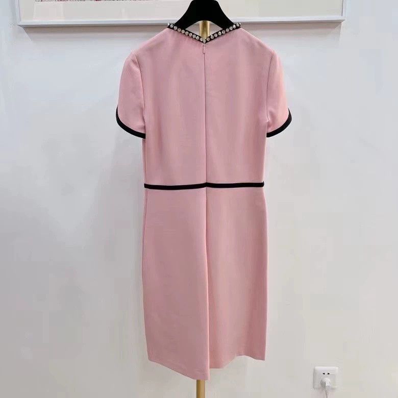 Gucci Pink jeweled dress from Gucci boutique-dmc Size 42" / US 20 - 2 Thumbnail