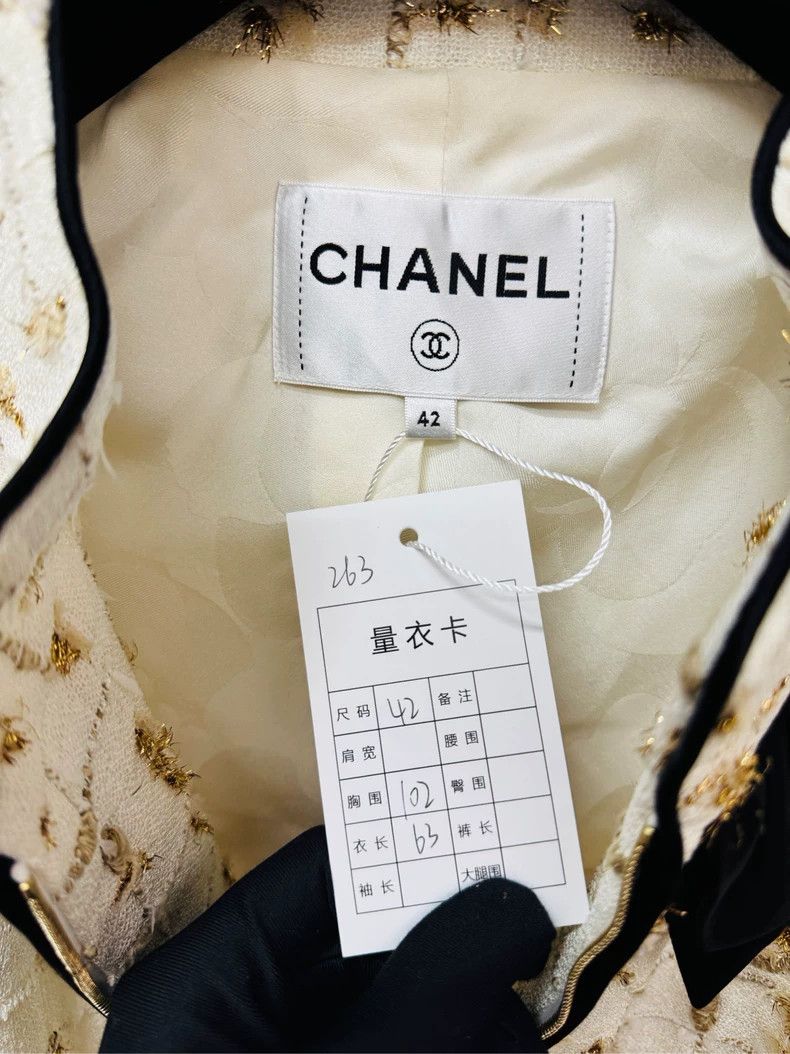 Chanel Chanel Beach Collection Blazer Jacket with Bow- DMC Size US M / EU 48-50 / 2 - 2 Thumbnail