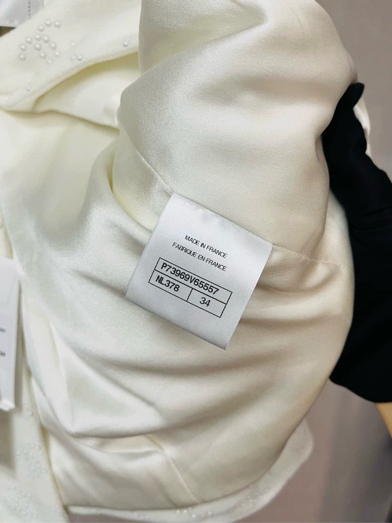 Chanel Chanel White Beaded Jacket with Short Sleeves- DMC Size US M / EU 48-50 / 2 - 4 Thumbnail