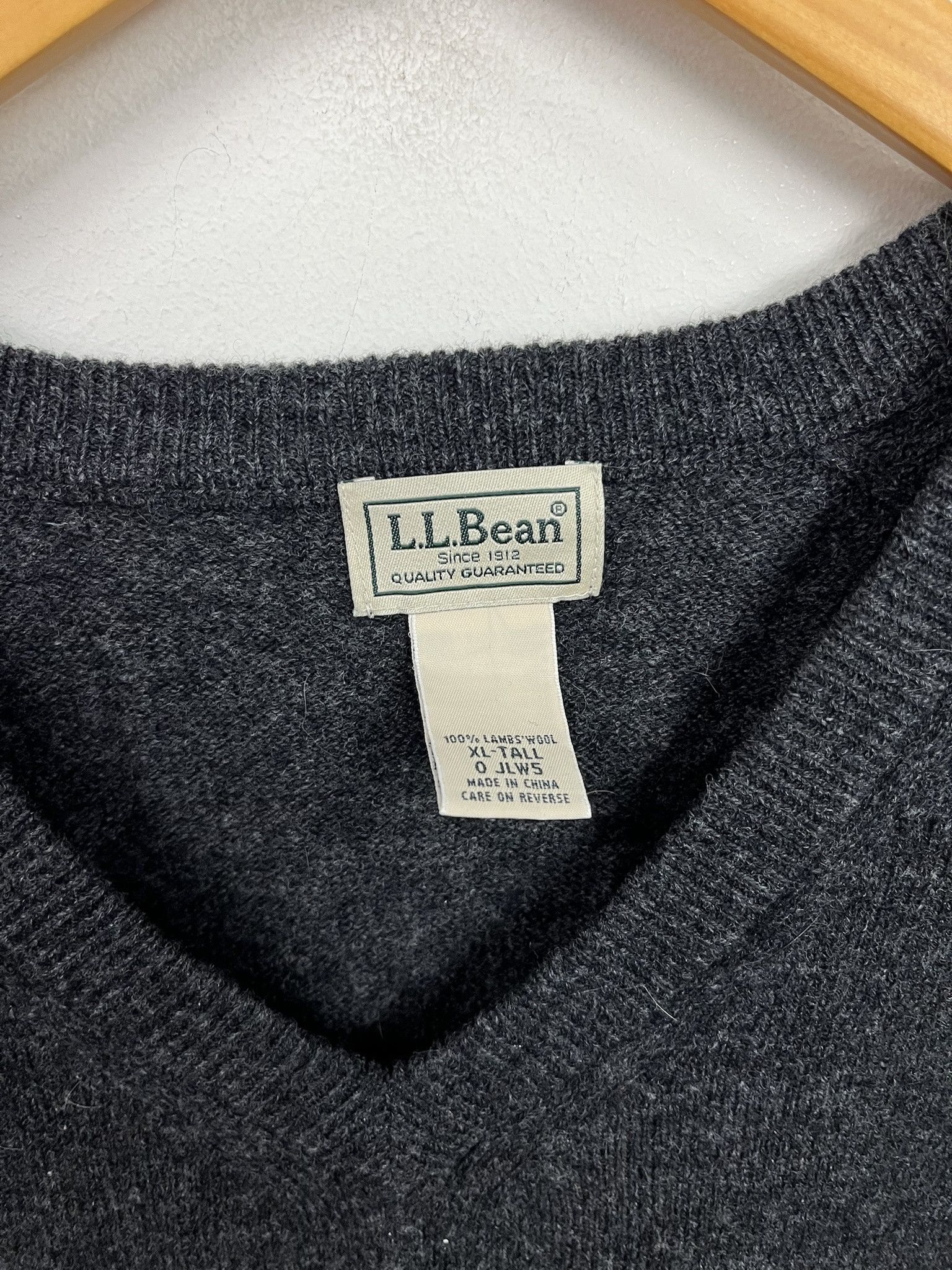 L.L. Bean Vintage LL Bean Gray Knit Sweater Size XL Tall Size US XL / EU 56 / 4 - 2 Thumbnail