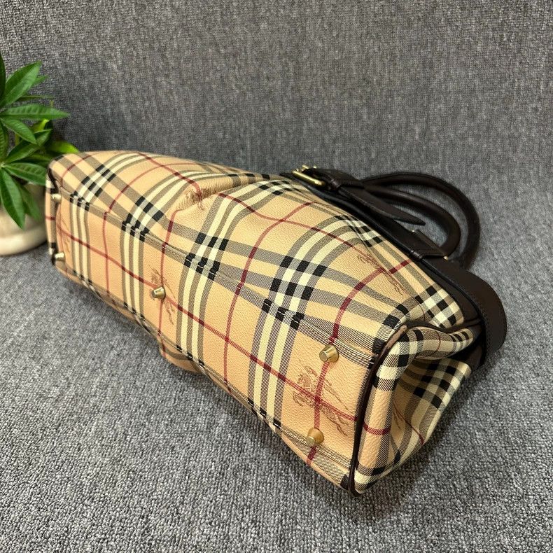 Burberry Burberry Large Check Leather Handbag Size ONE SIZE - 4 Thumbnail