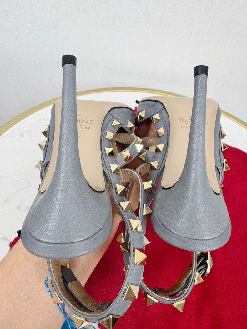 Valentino Valentino Gray High Heels with Studded Details Size US 6 / IT 36 - 6 Thumbnail