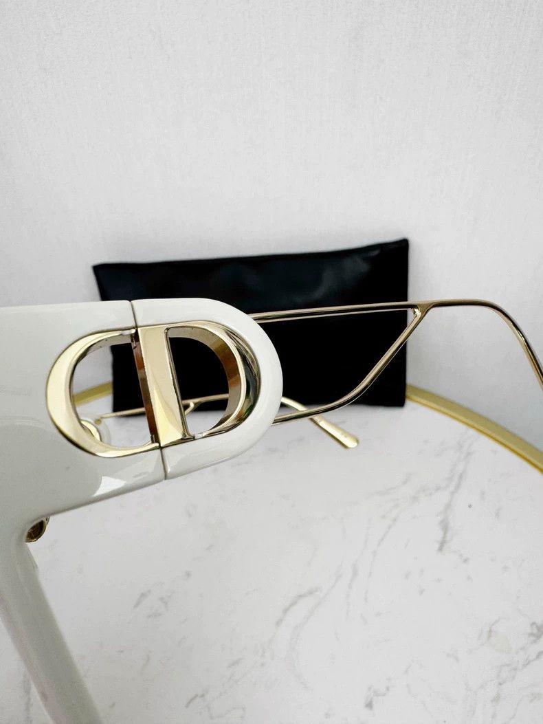 Dior Dior Montaigne Sunglasses with Case Size ONE SIZE - 2 Thumbnail