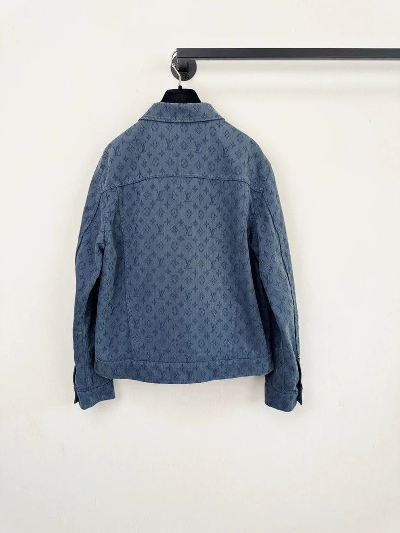 Louis Vuitton Louis Vuitton Denim Jacket with Logo Pattern Size L / US 10 / IT 46 - 9 Thumbnail