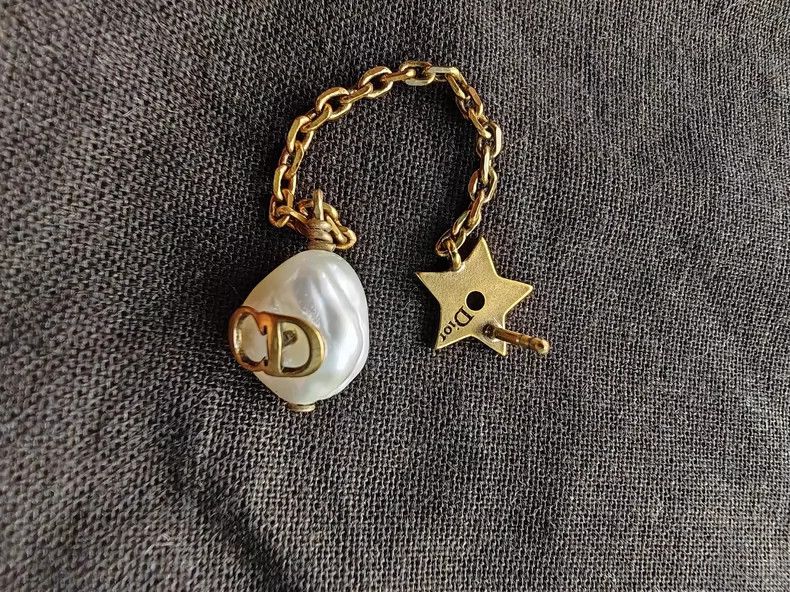 Dior Dior CD Letters Pearl Asymmetric Earrings Size ONE SIZE - 3 Thumbnail