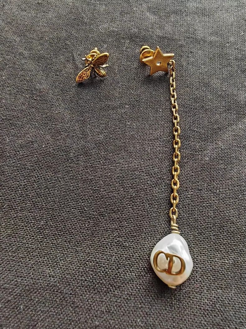 Dior Dior CD Letters Pearl Asymmetric Earrings Size ONE SIZE - 2 Thumbnail