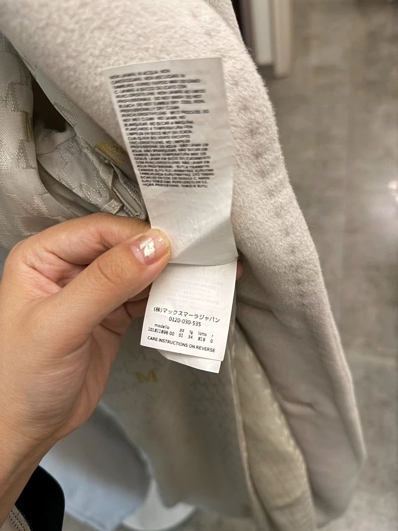 Max Mara MaxMara Double-Breasted Coat in Glacier Gray Size XS / US 0-2 / IT 36-38 - 6 Thumbnail